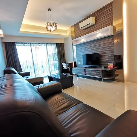 Glamorous At Kinta Riverfront Apartment Ipoh Exterior photo